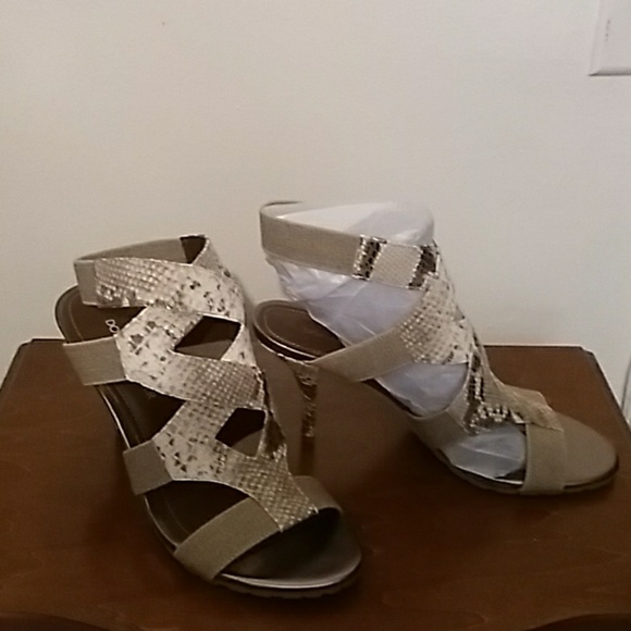 Ladies sandals - Picture 1 of 1